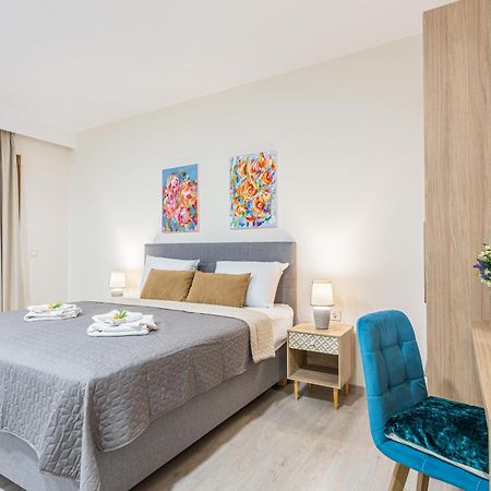 Gallery Art Apartment Hriszí Aktí Haniá Kültér fotó