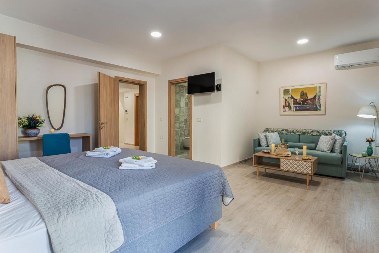 Gallery Art Apartment Hriszí Aktí Haniá Kültér fotó