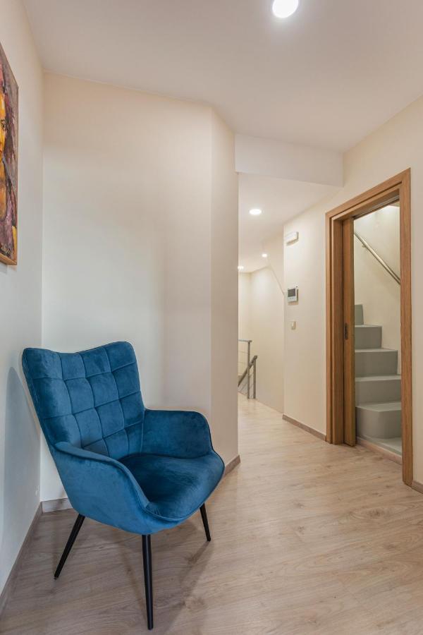 Gallery Art Apartment Hriszí Aktí Haniá Kültér fotó