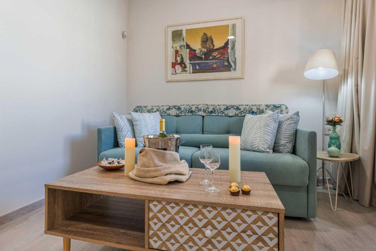 Gallery Art Apartment Hriszí Aktí Haniá Kültér fotó