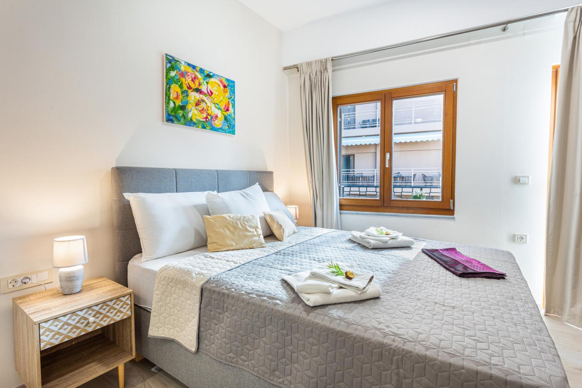 Gallery Art Apartment Hriszí Aktí Haniá Kültér fotó