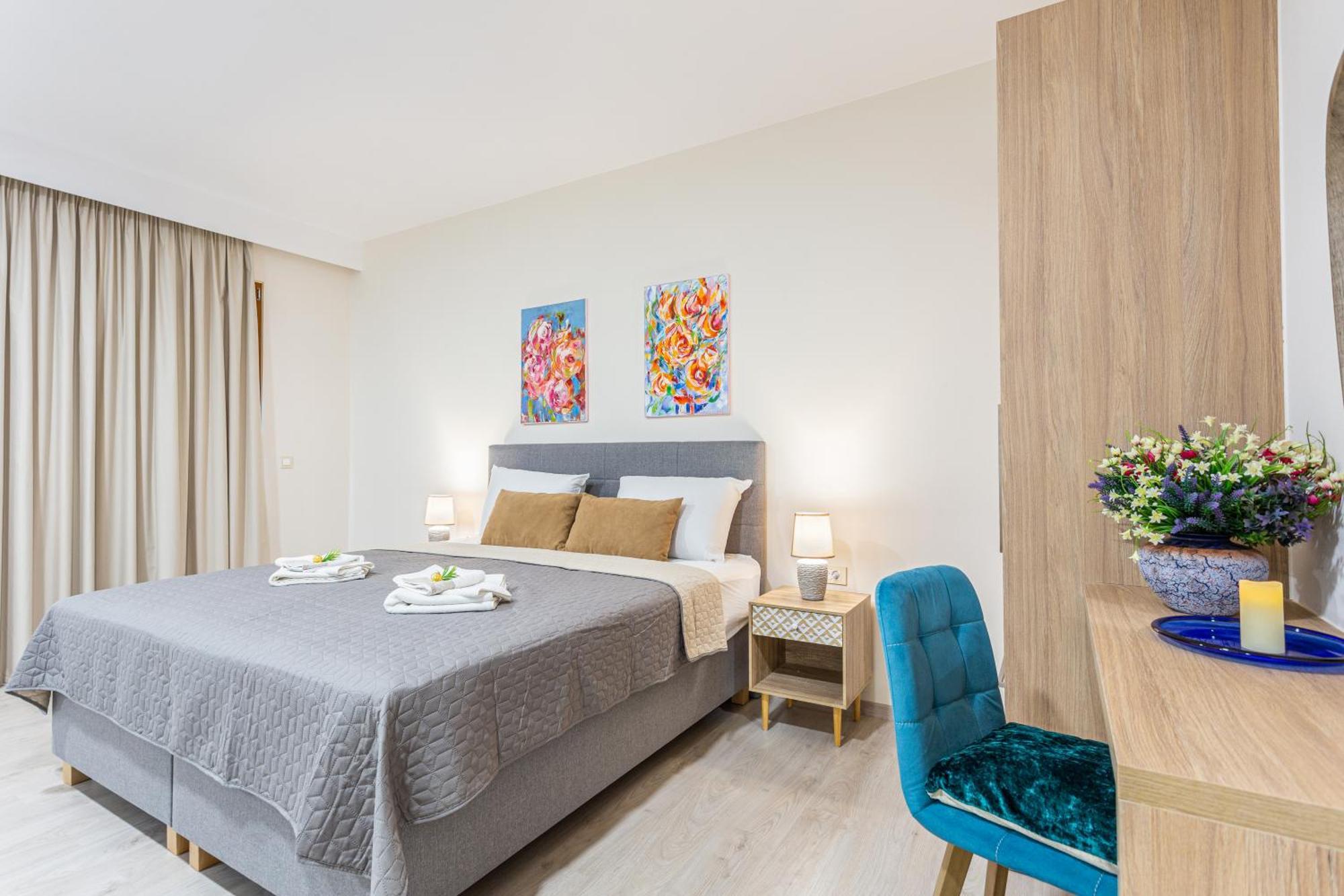 Gallery Art Apartment Hriszí Aktí Haniá Kültér fotó